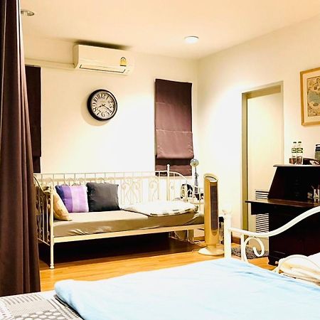 Appartement Autta House à Bangkok Extérieur photo