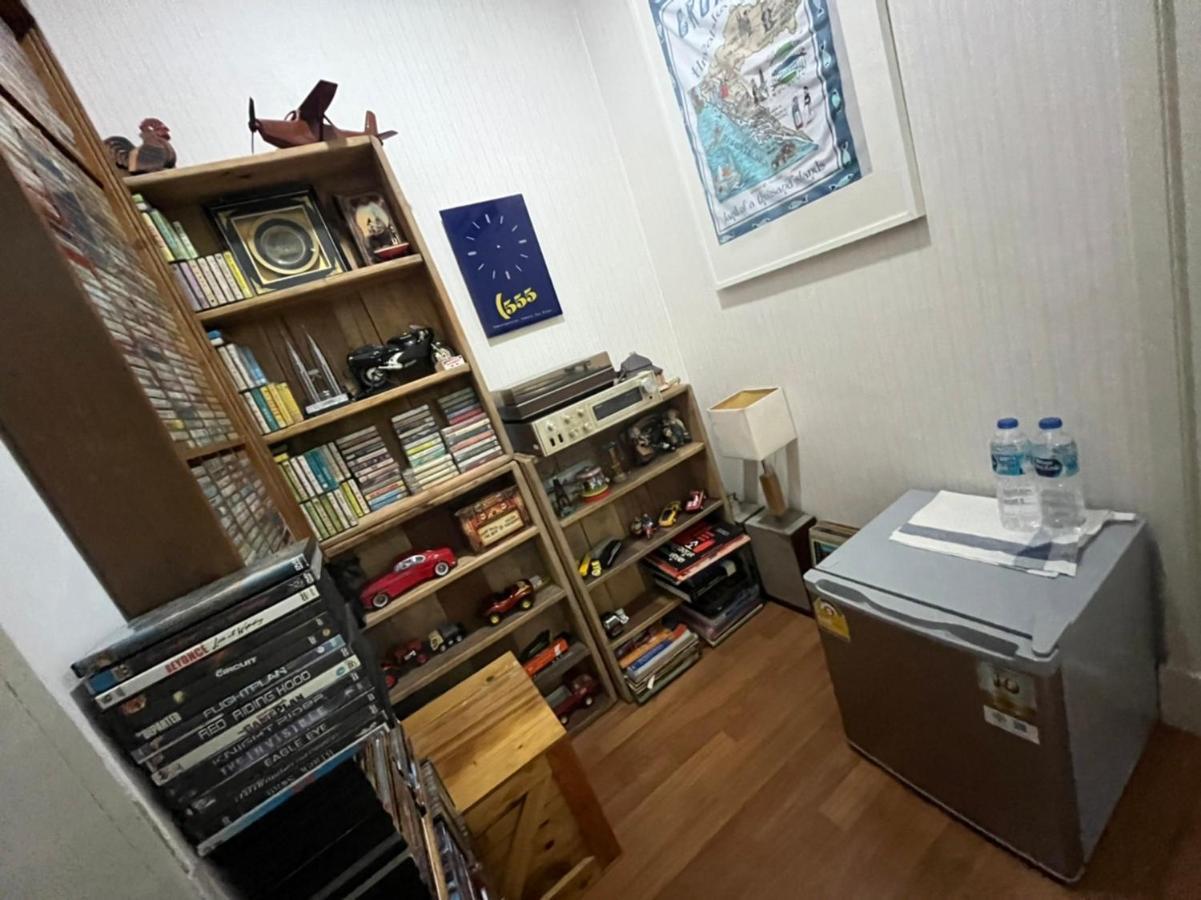 Appartement Autta House à Bangkok Extérieur photo